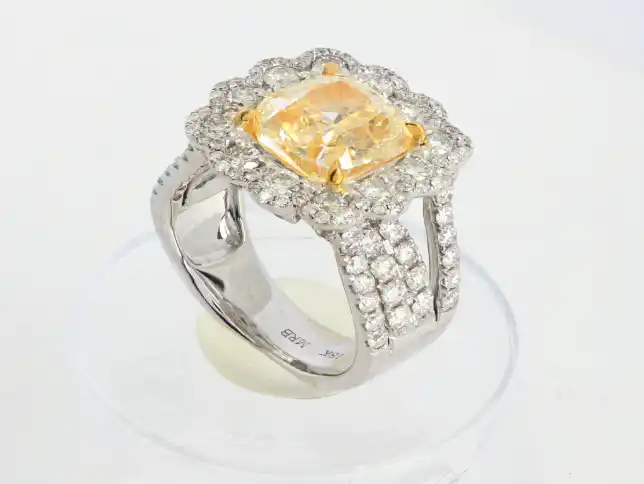 Professional High End Jewelry Photo Retouching Services